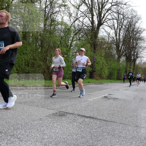 12.04.2026 - 45. Internationalen Wilhelmsburger Insellauf Yannick Fuchs http://msf.ph/oto/9506551 12.04.2026 13:01:02 Laufen 4693, 4627, 4628 meine-sportfotos.de