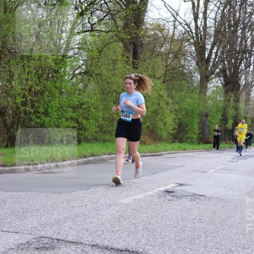 12.04.2026 - 45. Internationalen Wilhelmsburger Insellauf Yannick Fuchs http://msf.ph/oto/9506574 12.04.2026 13:01:07 Laufen 0, 4385 meine-sportfotos.de