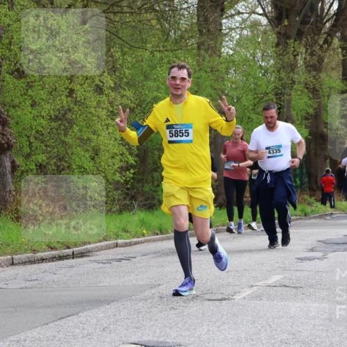 12.04.2026 - 45. Internationalen Wilhelmsburger Insellauf Yannick Fuchs http://msf.ph/oto/9506584 12.04.2026 13:01:11 Laufen 5855, 4335, 5005 meine-sportfotos.de