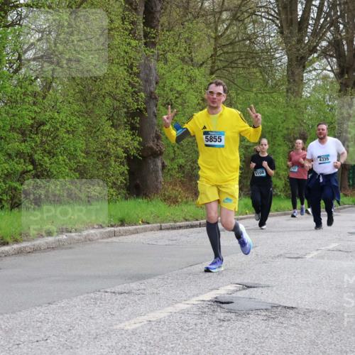 12.04.2026 - 45. Internationalen Wilhelmsburger Insellauf Yannick Fuchs http://msf.ph/oto/9506589 12.04.2026 13:01:12 Laufen 5855, 4335 meine-sportfotos.de