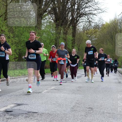 12.04.2026 - 45. Internationalen Wilhelmsburger Insellauf Yannick Fuchs http://msf.ph/oto/9506660 12.04.2026 13:01:27 Laufen 4465, 5640, 5418, 3686, 2327, 4919 meine-sportfotos.de