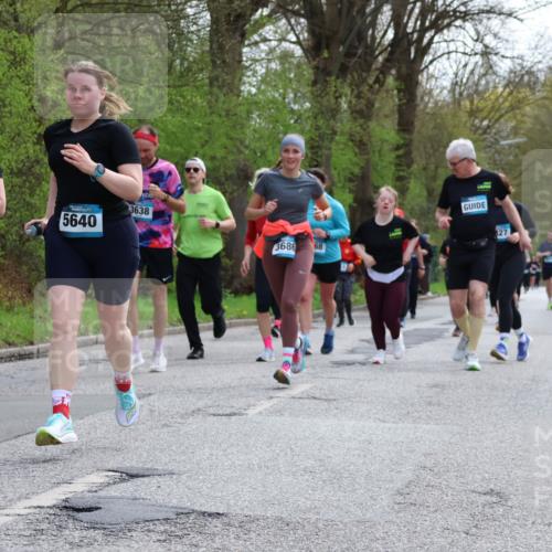 12.04.2026 - 45. Internationalen Wilhelmsburger Insellauf Yannick Fuchs http://msf.ph/oto/9506663 12.04.2026 13:01:27 Laufen 3638, 4465, 5640, 3686, 68, 327 meine-sportfotos.de