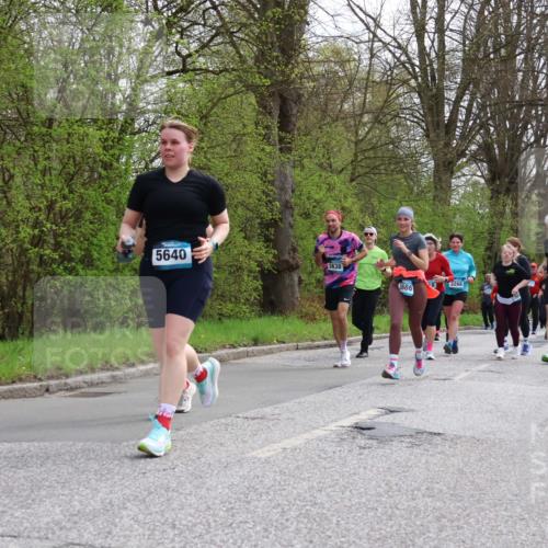 12.04.2026 - 45. Internationalen Wilhelmsburger Insellauf Yannick Fuchs http://msf.ph/oto/9506667 12.04.2026 13:01:28 Laufen 5640, 3638, 3268, 3686 meine-sportfotos.de