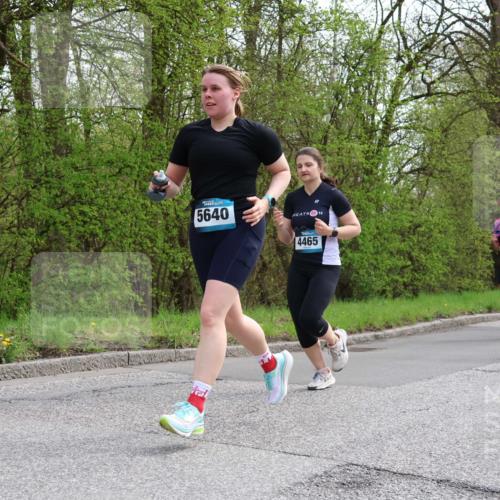 12.04.2026 - 45. Internationalen Wilhelmsburger Insellauf Yannick Fuchs http://msf.ph/oto/9506671 12.04.2026 13:01:29 Laufen 5640, 4465, 3630, 5418, 3686 meine-sportfotos.de