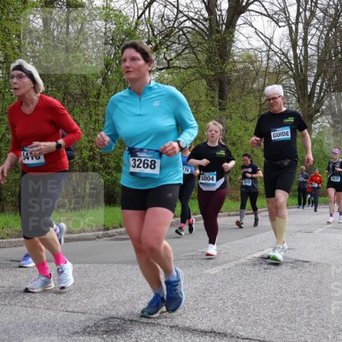 12.04.2026 - 45. Internationalen Wilhelmsburger Insellauf Yannick Fuchs http://msf.ph/oto/9506688 12.04.2026 13:01:33 Laufen 5413, 3268, 178, 5004, 3810, 5637, 49 meine-sportfotos.de