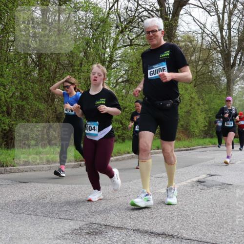 12.04.2026 - 45. Internationalen Wilhelmsburger Insellauf Yannick Fuchs http://msf.ph/oto/9506693 12.04.2026 13:01:34 Laufen 4178, 004, 5637, 3114, 4919 meine-sportfotos.de