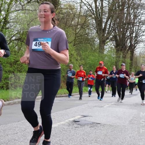 12.04.2026 - 45. Internationalen Wilhelmsburger Insellauf Yannick Fuchs http://msf.ph/oto/9506703 12.04.2026 13:01:36 Laufen 5637, 49, 13, 5160, 2114, 4570, 464 meine-sportfotos.de
