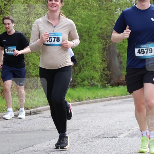12.04.2026 - 45. Internationalen Wilhelmsburger Insellauf Yannick Fuchs http://msf.ph/oto/9506736 12.04.2026 13:01:43 Laufen 4669, 578, 4579, 3462 meine-sportfotos.de