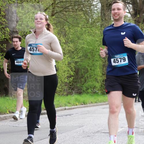 12.04.2026 - 45. Internationalen Wilhelmsburger Insellauf Yannick Fuchs http://msf.ph/oto/9506739 12.04.2026 13:01:44 Laufen 4669, 457, 4579, 3462 meine-sportfotos.de