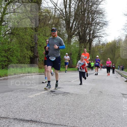 12.04.2026 - 45. Internationalen Wilhelmsburger Insellauf Yannick Fuchs http://msf.ph/oto/9506806 12.04.2026 13:02:00 Laufen 2026, 5199, 462 meine-sportfotos.de