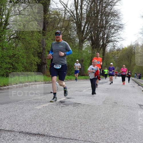 12.04.2026 - 45. Internationalen Wilhelmsburger Insellauf Yannick Fuchs http://msf.ph/oto/9506807 12.04.2026 13:02:00 Laufen 2026, 99, 462 meine-sportfotos.de