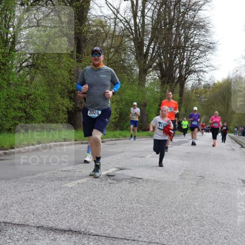 12.04.2026 - 45. Internationalen Wilhelmsburger Insellauf Yannick Fuchs http://msf.ph/oto/9506808 12.04.2026 13:02:00 Laufen 2026, 519, 462, 4558 meine-sportfotos.de