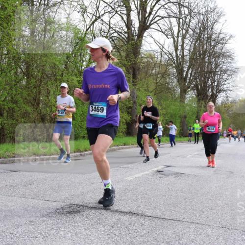 12.04.2026 - 45. Internationalen Wilhelmsburger Insellauf Yannick Fuchs http://msf.ph/oto/9506836 12.04.2026 13:02:06 Laufen 5532, 3469, 344, 2060, 4558 meine-sportfotos.de