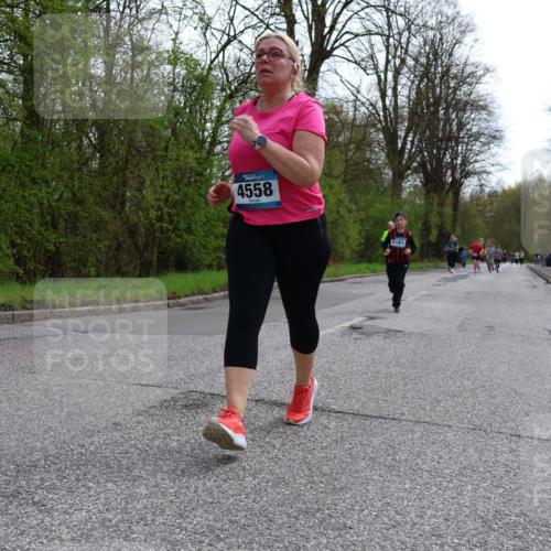12.04.2026 - 45. Internationalen Wilhelmsburger Insellauf Yannick Fuchs http://msf.ph/oto/9506848 12.04.2026 13:02:09 Laufen 4558, 5161 meine-sportfotos.de