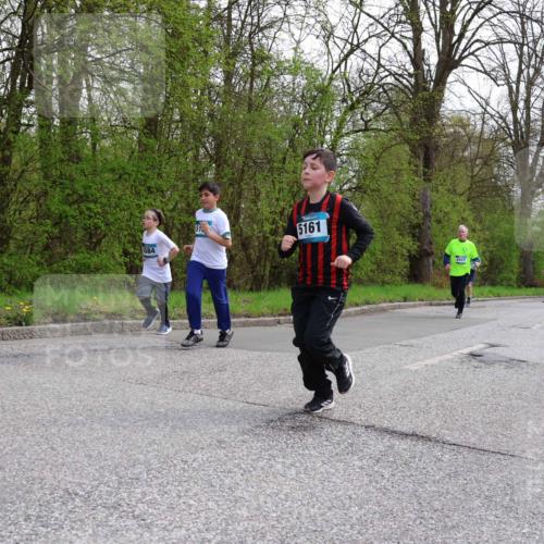 12.04.2026 - 45. Internationalen Wilhelmsburger Insellauf Yannick Fuchs http://msf.ph/oto/9506857 12.04.2026 13:02:11 Laufen 5584, 51, 5161, 4421 meine-sportfotos.de