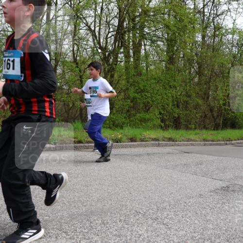 12.04.2026 - 45. Internationalen Wilhelmsburger Insellauf Yannick Fuchs http://msf.ph/oto/9506859 12.04.2026 13:02:12 Laufen 161, 5195, 5584, 4421 meine-sportfotos.de
