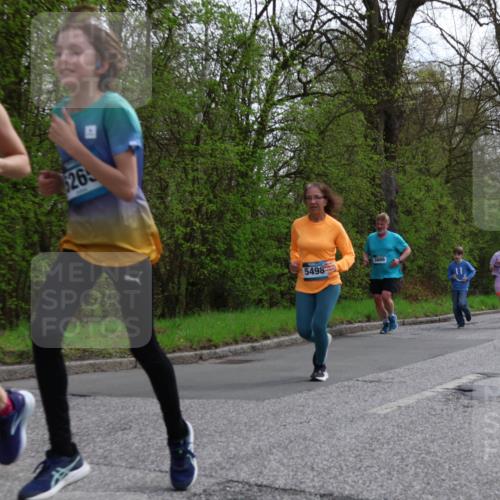 12.04.2026 - 45. Internationalen Wilhelmsburger Insellauf Yannick Fuchs http://msf.ph/oto/9506906 12.04.2026 13:02:22 Laufen 5266, 26, 5498, 5686 meine-sportfotos.de
