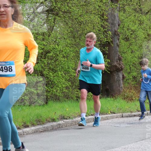 12.04.2026 - 45. Internationalen Wilhelmsburger Insellauf Yannick Fuchs http://msf.ph/oto/9506907 12.04.2026 13:02:22 Laufen 5686, 5498, 5675 meine-sportfotos.de