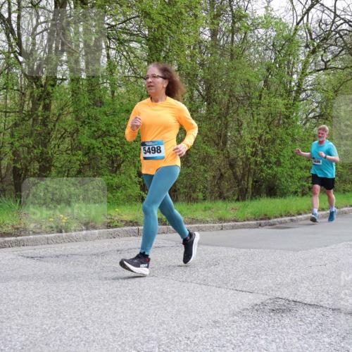 12.04.2026 - 45. Internationalen Wilhelmsburger Insellauf Yannick Fuchs http://msf.ph/oto/9506912 12.04.2026 13:02:23 Laufen 5498, 5686, 5675 meine-sportfotos.de
