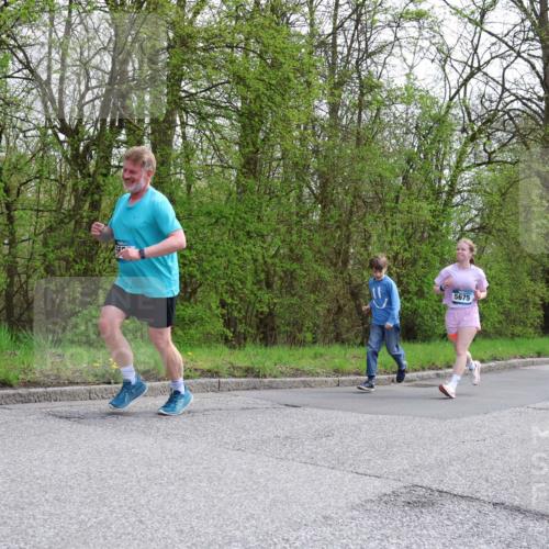 12.04.2026 - 45. Internationalen Wilhelmsburger Insellauf Yannick Fuchs http://msf.ph/oto/9506924 12.04.2026 13:02:25 Laufen 5675 meine-sportfotos.de