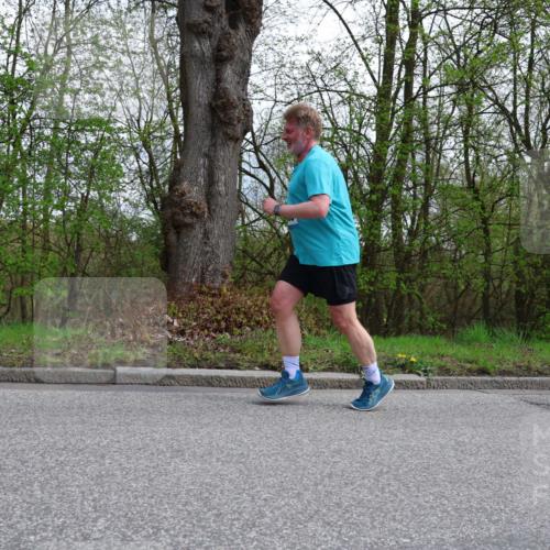 12.04.2026 - 45. Internationalen Wilhelmsburger Insellauf Yannick Fuchs http://msf.ph/oto/9506929 12.04.2026 13:02:26 Laufen  meine-sportfotos.de
