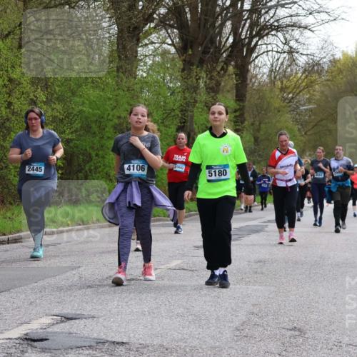 12.04.2026 - 45. Internationalen Wilhelmsburger Insellauf Yannick Fuchs http://msf.ph/oto/9506957 12.04.2026 13:02:34 Laufen 2445, 4106, 4960, 5180, 4662, 2995 meine-sportfotos.de