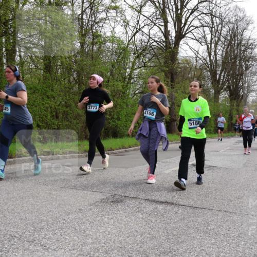 12.04.2026 - 45. Internationalen Wilhelmsburger Insellauf Yannick Fuchs http://msf.ph/oto/9506965 12.04.2026 13:02:38 Laufen 3773, 445, 4106, 5180 meine-sportfotos.de