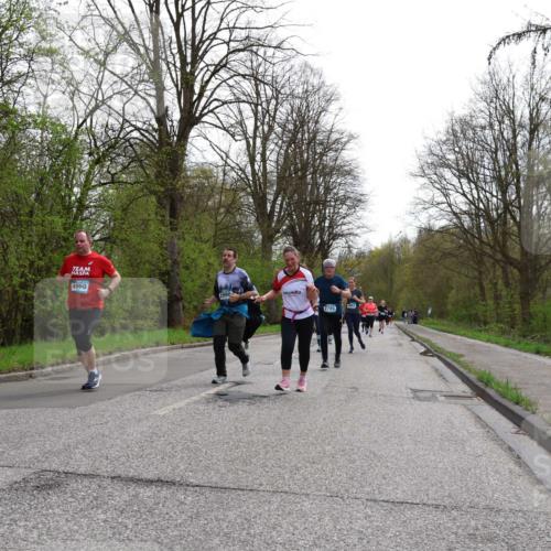 12.04.2026 - 45. Internationalen Wilhelmsburger Insellauf Yannick Fuchs http://msf.ph/oto/9506973 12.04.2026 13:02:40 Laufen 4960, 2990, 2785 meine-sportfotos.de