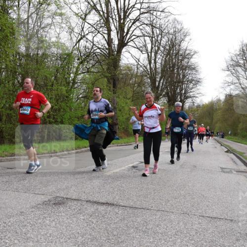 12.04.2026 - 45. Internationalen Wilhelmsburger Insellauf Yannick Fuchs http://msf.ph/oto/9506978 12.04.2026 13:02:41 Laufen 4960, 2999, 2785 meine-sportfotos.de