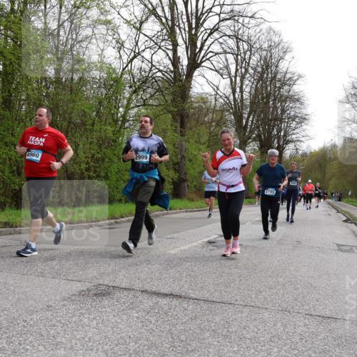 12.04.2026 - 45. Internationalen Wilhelmsburger Insellauf Yannick Fuchs http://msf.ph/oto/9506979 12.04.2026 13:02:41 Laufen 4960, 2999, 2785, 4662 meine-sportfotos.de
