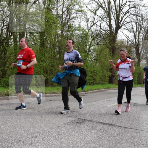 12.04.2026 - 45. Internationalen Wilhelmsburger Insellauf Yannick Fuchs http://msf.ph/oto/9506982 12.04.2026 13:02:41 Laufen 1960, 299, 4662, 2785 meine-sportfotos.de