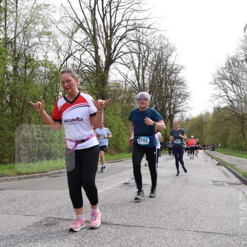 12.04.2026 - 45. Internationalen Wilhelmsburger Insellauf Yannick Fuchs http://msf.ph/oto/9506987 12.04.2026 13:02:42 Laufen 5813, 2785 meine-sportfotos.de