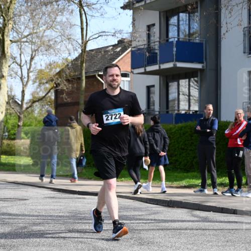 12.04.2026 - 45. Internationalen Wilhelmsburger Insellauf J. Mangold http://msf.ph/oto/9507014 12.04.2026 11:42:10 Ziel 2722, 5432 meine-sportfotos.de