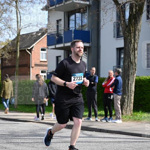 12.04.2026 - 45. Internationalen Wilhelmsburger Insellauf J. Mangold http://msf.ph/oto/9507020 12.04.2026 11:42:10 Ziel 2722, 5432 meine-sportfotos.de