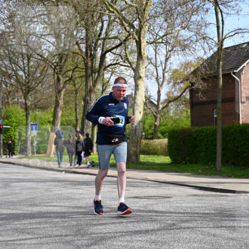 12.04.2026 - 45. Internationalen Wilhelmsburger Insellauf J. Mangold http://msf.ph/oto/9507029 12.04.2026 11:42:25 Ziel 2722, 5432 meine-sportfotos.de