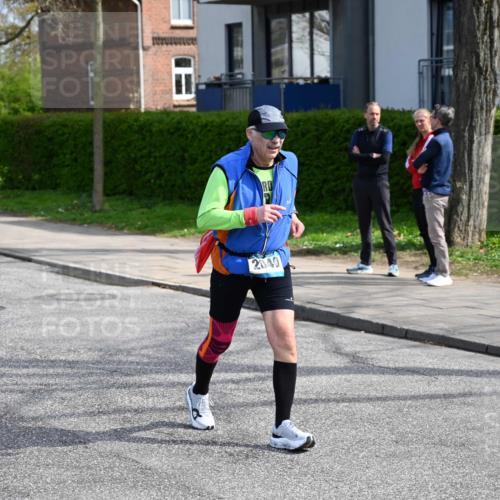 12.04.2026 - 45. Internationalen Wilhelmsburger Insellauf J. Mangold http://msf.ph/oto/9507115 12.04.2026 11:43:56 Ziel 2040, 2663 meine-sportfotos.de