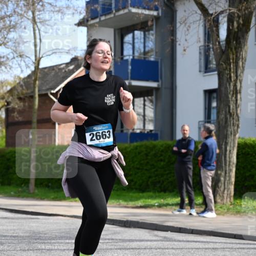 12.04.2026 - 45. Internationalen Wilhelmsburger Insellauf J. Mangold http://msf.ph/oto/9507152 12.04.2026 11:44:13 Ziel 2040, 2663 meine-sportfotos.de