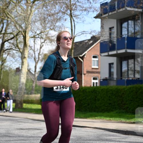 12.04.2026 - 45. Internationalen Wilhelmsburger Insellauf J. Mangold http://msf.ph/oto/9507244 12.04.2026 11:47:16 Ziel 3148, 3533, 3532, 3457 meine-sportfotos.de