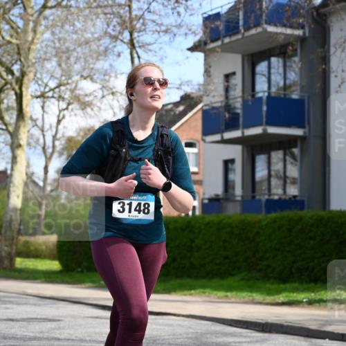 12.04.2026 - 45. Internationalen Wilhelmsburger Insellauf J. Mangold http://msf.ph/oto/9507246 12.04.2026 11:47:16 Ziel 3148, 3533, 3532, 3457 meine-sportfotos.de