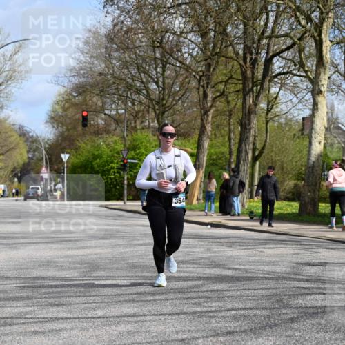 12.04.2026 - 45. Internationalen Wilhelmsburger Insellauf J. Mangold http://msf.ph/oto/9507312 12.04.2026 11:51:57 Ziel 3544 meine-sportfotos.de
