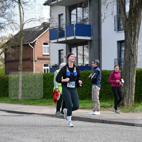 12.04.2026 - 45. Internationalen Wilhelmsburger Insellauf J. Mangold http://msf.ph/oto/9507392 12.04.2026 11:53:45 Ziel 4508, 2566, 2776, 2093, 2679, 2680 meine-sportfotos.de