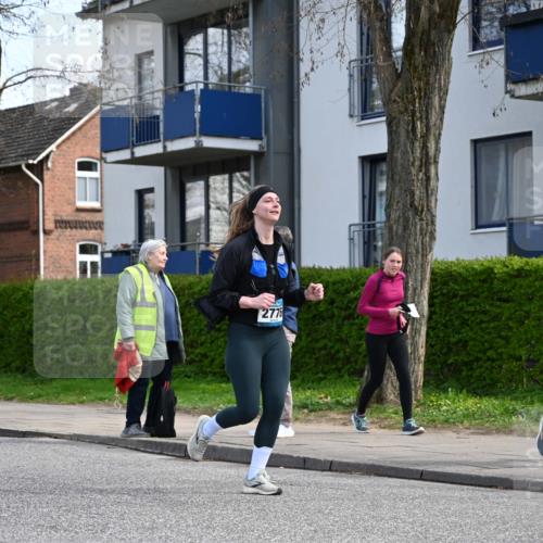 12.04.2026 - 45. Internationalen Wilhelmsburger Insellauf J. Mangold http://msf.ph/oto/9507396 12.04.2026 11:53:45 Ziel 4508, 2566, 2776, 2093, 2679, 2680 meine-sportfotos.de