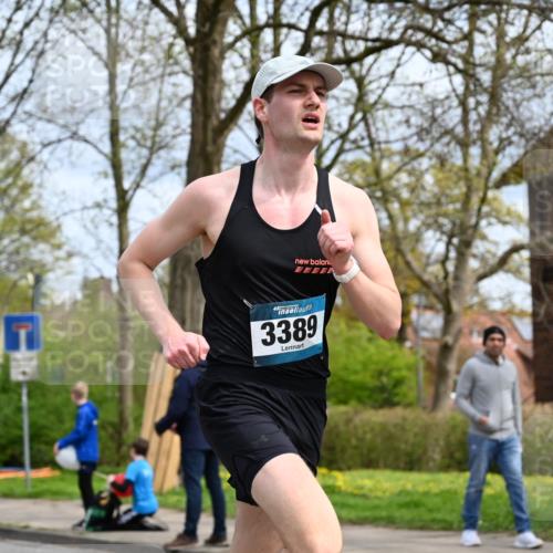 12.04.2026 - 45. Internationalen Wilhelmsburger Insellauf J. Mangold http://msf.ph/oto/9507512 12.04.2026 12:46:35 Ziel 3389, 5365, 3048, 5413, 4656, 5556, 5709 meine-sportfotos.de