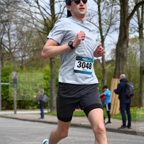 12.04.2026 - 45. Internationalen Wilhelmsburger Insellauf J. Mangold http://msf.ph/oto/9507549 12.04.2026 12:46:57 Ziel 3048, 5413, 4656, 5556, 5556, 5709, 3750, 3301, 4466, 5495 meine-sportfotos.de