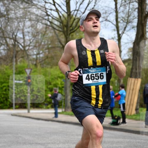12.04.2026 - 45. Internationalen Wilhelmsburger Insellauf J. Mangold http://msf.ph/oto/9507583 12.04.2026 12:47:08 Ziel 3048, 5413, 4656, 5556, 5709, 3750, 3301, 4466, 5495, 3452, 4877 meine-sportfotos.de