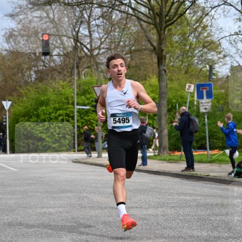 12.04.2026 - 45. Internationalen Wilhelmsburger Insellauf J. Mangold http://msf.ph/oto/9507643 12.04.2026 12:47:36 Ziel 4466, 5495, 3452, 4877, 4874, 5607, 5364, 5853 meine-sportfotos.de