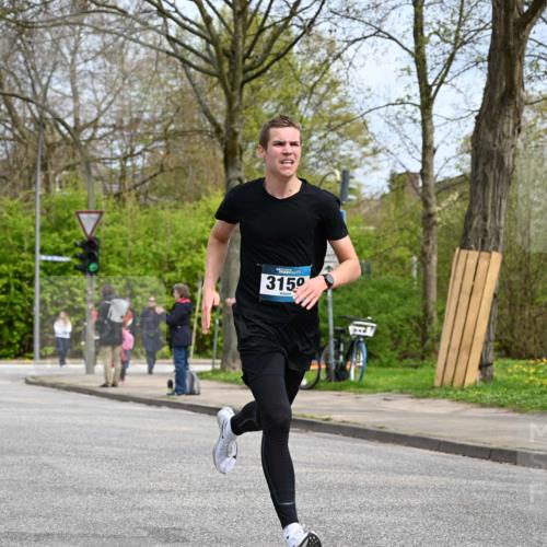 12.04.2026 - 45. Internationalen Wilhelmsburger Insellauf J. Mangold http://msf.ph/oto/9507733 12.04.2026 12:48:29 Ziel 3159, 4677, 4240, 4893, 3947, 5648, 4876, 2378, 5625 meine-sportfotos.de