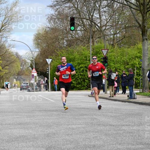 12.04.2026 - 45. Internationalen Wilhelmsburger Insellauf J. Mangold http://msf.ph/oto/9507738 12.04.2026 12:48:31 Ziel 3159, 4677, 4240, 4893, 3947, 5648, 4876, 2378, 5625 meine-sportfotos.de