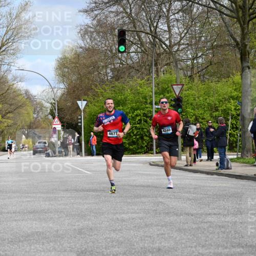 12.04.2026 - 45. Internationalen Wilhelmsburger Insellauf J. Mangold http://msf.ph/oto/9507739 12.04.2026 12:48:31 Ziel 3159, 4677, 4240, 4893, 3947, 5648, 4876, 2378, 5625 meine-sportfotos.de