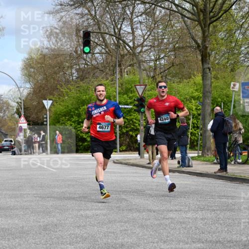 12.04.2026 - 45. Internationalen Wilhelmsburger Insellauf J. Mangold http://msf.ph/oto/9507746 12.04.2026 12:48:32 Ziel 3159, 4677, 4240, 4893, 3947, 5648, 4876, 2378, 5625 meine-sportfotos.de